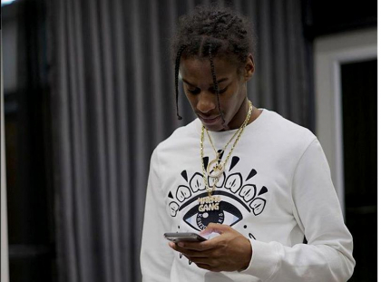 Inca un rapper a fost ucis. Smoke Dawg a fost impuscat mortal in fata unui bar Inca un rapper a fost ucis. Smoke Dawg a fost impuscat mortal in fata unui bar