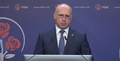 Pavel Filip: "Suspendarea asistentei financiare europene nu va afecta activitatea economica a Guvernului. Nu ne vom opri in a face reforme. Facem asta pentru noi, dar nu pentru UE. Traiesc un sentiment de vina fata de colegii mei" Pavel Filip: "Suspendarea asistentei financiare europene nu va afecta activitatea economica a Guvernului. Nu ne vom opri in a face reforme. Facem asta pentru noi, dar nu pentru UE. Traiesc un sentiment de vina fata de colegii mei"