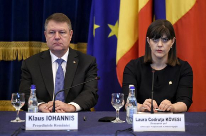 Presedintele Romaniei Klaus Iohannis a revocat-o pe Laura Codruta Kovesi din functia de sef al DNA Presedintele Romaniei Klaus Iohannis a revocat-o pe Laura Codruta Kovesi din functia de sef al DNA