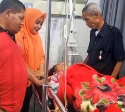 O femeie din Indonesia, declarata moarta, gasita in viata pe o plaja dupa 18 luni de la disparitie - FOTO O femeie din Indonesia, declarata moarta, gasita in viata pe o plaja dupa 18 luni de la disparitie - FOTO