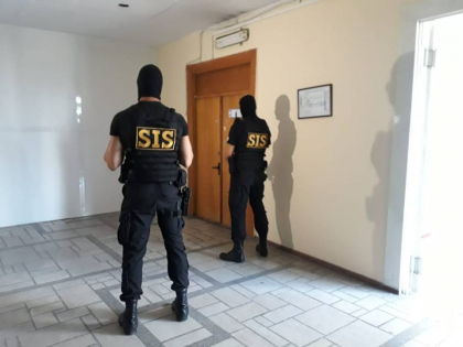 Perchezitii la Fisc intr-un dosar pornit pentru coruptie. Un angajat, retinut. Reactia institutiei