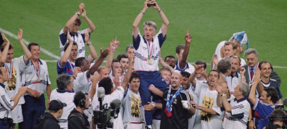 Patru coincidente bizare care ar putea indica noua campioana mondiala! Ce s-a intamplat in urma cu fix 20 de ani Patru coincidente bizare care ar putea indica noua campioana mondiala! Ce s-a intamplat in urma cu fix 20 de ani