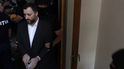 Vlad Filat, din inchisoare: "Multumesc echipei de avocati care mi-a asigurat apararea pana in prezent". Ce a scris fostul premier pe pagina sa de facebook Vlad Filat, din inchisoare: "Multumesc echipei de avocati care mi-a asigurat apararea pana in prezent". Ce a scris fostul premier pe pagina sa de facebook