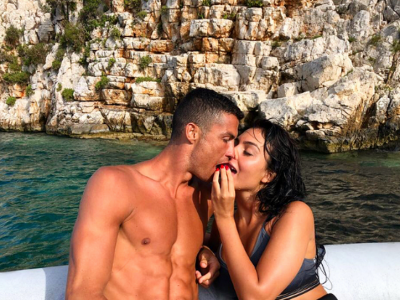 Gestul incredibil al lui Cristiano Ronaldo in vacanta din Grecia! Oamenii de la hotel au fost socati: ce bacsis a putut sa le lase