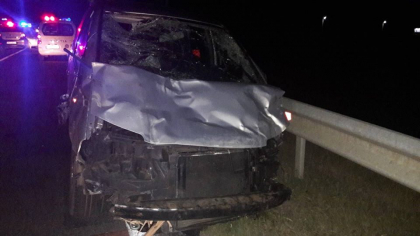 Doua victime ale accidentului teribil de la Leuseni - un tanar de 20 de ani si o tanara de 23 de ani se zbat intre viata si moarte: sunt in coma si sunt conectati la respiratie artificiala Doua victime ale accidentului teribil de la Leuseni - un tanar de 20 de ani si o tanara de 23 de ani se zbat intre viata si moarte: sunt in coma si sunt conectati la respiratie artificiala