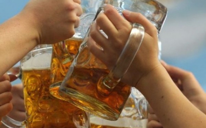 Substanta ce poate fi gasita in orice bucatarie care nu te lasa sa te imbeti oricat de mult alcool ai consuma Substanta ce poate fi gasita in orice bucatarie care nu te lasa sa te imbeti oricat de mult alcool ai consuma