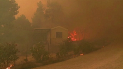 Incendiile din Grecia. Marturiile romanilor: "Au fost gasite mame cu copii in brate, decedati" Incendiile din Grecia. Marturiile romanilor: "Au fost gasite mame cu copii in brate, decedati"