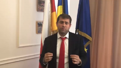 Primarul de Orhei, Ilan Sor, condamnat la puscarie in dosarul BEM, acuza ONG-urile: "Sunteti niste afaceristi. Cand eu o sa ajung la guvernare, lucru care se va intampla foarte curand, o sa ..." - VIDEO Primarul de Orhei, Ilan Sor, condamnat la puscarie in dosarul BEM, acuza ONG-urile: "Sunteti niste afaceristi. Cand eu o sa ajung la guvernare, lucru care se va intampla foarte curand, o sa ..." - VIDEO