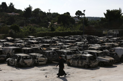 Incendiile din Grecia. Bilantul a ajuns la 91 de morti, printre care cel putin 6 copii. Zeci de oameni sunt de negasit Incendiile din Grecia. Bilantul a ajuns la 91 de morti, printre care cel putin 6 copii. Zeci de oameni sunt de negasit
