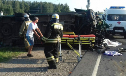 Cheltuielile de repatriere a celor sase moldoveni, care au murit in teribilul accident rutier din Kaluga, vor fi acoperite de guvern. Filip a cerut reprezentantilor IGSU sa mearga in Rusia Cheltuielile de repatriere a celor sase moldoveni, care au murit in teribilul accident rutier din Kaluga, vor fi acoperite de guvern. Filip a cerut reprezentantilor IGSU sa mearga in Rusia