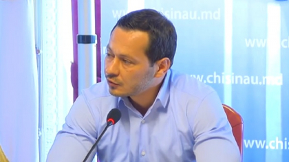 Codreanu, impreuna cu cativa functionari de la Primarie, in deplasare la... Truseni. Pentru ce, le va spune cand vor ajunge acolo