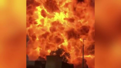 Momentul in care se produce explozia uriasa din Bologna, filmat de martori - VIDEO