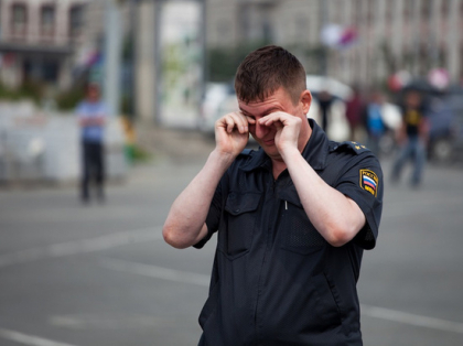 Doi moldoveni, condamnati la cate un an de detentie, dupa ce au batut un politist rus. Ce le-a cerut omul legii Doi moldoveni, condamnati la cate un an de detentie, dupa ce au batut un politist rus. Ce le-a cerut omul legii