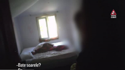 Camera ascunsa. Cum arata cazarea la o pensiune gasita pe internet. "Sa-i zicem de lilieci?" Camera ascunsa. Cum arata cazarea la o pensiune gasita pe internet. "Sa-i zicem de lilieci?"