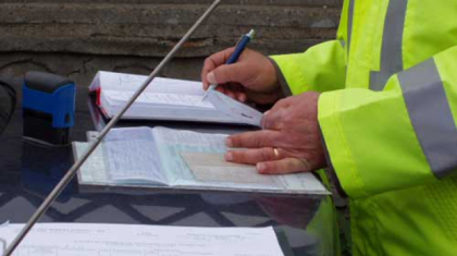 Un sofer a scapat de o amenda. Motivul - procesul-verbal a fost completat in limba romana - Bizlaw.md Un sofer a scapat de o amenda. Motivul - procesul-verbal a fost completat in limba romana - Bizlaw.md