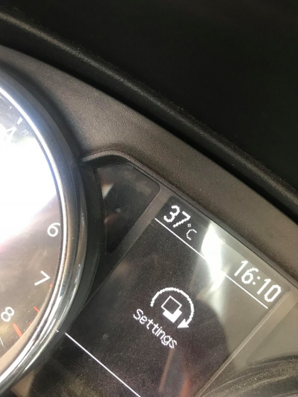 Ne asteapta cateva zile de foc. Cate grade au inregistrat ieri termometrele in capitala: salvatorii au instalat corturi anticanicula. Unde le puteti gasi - FOTO