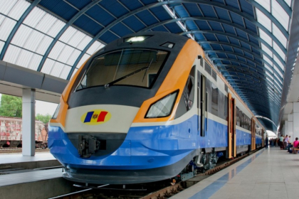 Calatoria cu trenul de la Chisinau spre Iasi va fi mai ieftina. Cat va trebui sa platiti pentru un bilet. Trenul va circula nu de 2 ori, dar de 3 ori pe saptamana Calatoria cu trenul de la Chisinau spre Iasi va fi mai ieftina. Cat va trebui sa platiti pentru un bilet. Trenul va circula nu de 2 ori, dar de 3 ori pe saptamana