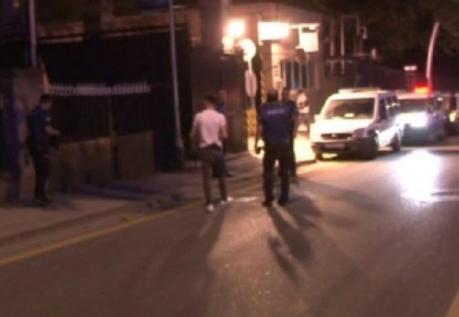 Focuri de arma in afara ambasadei SUA din Turcia - VIDEO Focuri de arma in afara ambasadei SUA din Turcia - VIDEO
