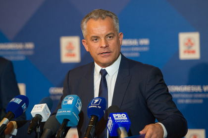 De ce a fost stabilita data alegerilor pe 24 februarie, este Moldova un stat captiv si ce crede despre protestele de duminica? Cum raspunde Vlad Plahotniuc la acestea, dar si la alte intrebari, intr-un interviu IPN