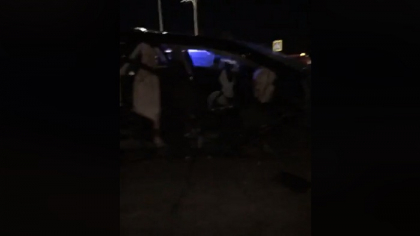 Imagini de groaza de la accidentul de noaptea trecuta de langa aeroport, unde un adolescent de 15 ani s-a stins, iar alte doua persoane au ajuns la spital in stare grava - VIDEO Imagini de groaza de la accidentul de noaptea trecuta de langa aeroport, unde un adolescent de 15 ani s-a stins, iar alte doua persoane au ajuns la spital in stare grava - VIDEO