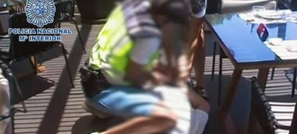 Trei capi de clanuri interlope, arestati de politie. Unul dintre ei a fost "uns" de Mafia Ruseasca in 1999, chiar la Moscova Trei capi de clanuri interlope, arestati de politie. Unul dintre ei a fost "uns" de Mafia Ruseasca in 1999, chiar la Moscova