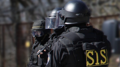 Cei sapte cetateni turci, de la conducerea liceului Orizont, expulzati de SIS, se afla intr-un penitenciar de langa Istanbul, sustin avocatii lor Cei sapte cetateni turci, de la conducerea liceului Orizont, expulzati de SIS, se afla intr-un penitenciar de langa Istanbul, sustin avocatii lor