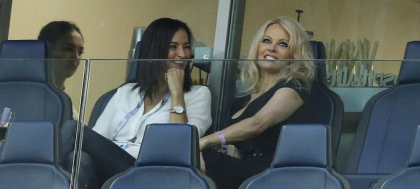 Despartire SOC: Pamela Anderson, din nou singura! A pus punct relatiei cu Rami la doar cateva zile dupa ce a fost ceruta de sotie! Motivul invocat de actrita Despartire SOC: Pamela Anderson, din nou singura! A pus punct relatiei cu Rami la doar cateva zile dupa ce a fost ceruta de sotie! Motivul invocat de actrita