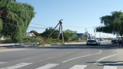 O companie turca va repara 37 de km de drum national din Moldova. Gaburici: "Costul lucrarilor de constructie si reparatie este de circa 59, 4 milioane de euro" O companie turca va repara 37 de km de drum national din Moldova. Gaburici: "Costul lucrarilor de constructie si reparatie este de circa 59, 4 milioane de euro"