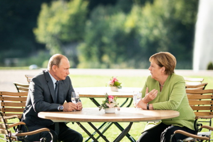 Merkel: Germania isi consolideaza apararea in fata " razboiului hibrid" defasurat de Rusia Merkel: Germania isi consolideaza apararea in fata " razboiului hibrid" defasurat de Rusia