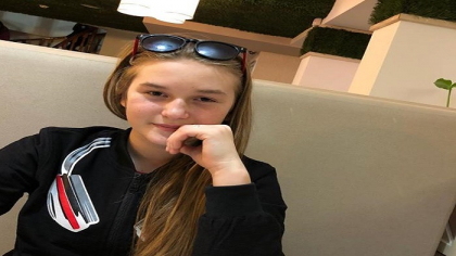 Adolescenta de 13 ani din Cahul, care a disparut acum doua zile si era  cautata rude a fost gasita: se afla in ospetie la o prietena - FOTO