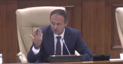 Procurorul General, Guvernatorul BNM si sefii de la CNA si Anticoruptie vor fi audiati in Parlament, privind raportul Kroll 2 in cazul furtului miliardului Procurorul General, Guvernatorul BNM si sefii de la CNA si Anticoruptie vor fi audiati in Parlament, privind raportul Kroll 2 in cazul furtului miliardului