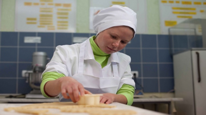 Aplica la proiectul Burse pentru formare profesionala al Fundatiei Orange