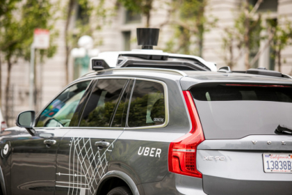 Scandal dupa ce o femeie si amantul ei au chemat un Uber, sa mearga la hotel. Cine era soferul