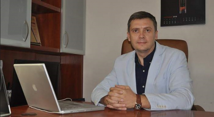 Compania "EuroAlco" SRL devine cunoscuta in Moldova si ca producator de divinuri. Interviu cu directorul general al intreprinderii Compania "EuroAlco" SRL devine cunoscuta in Moldova si ca producator de divinuri. Interviu cu directorul general al intreprinderii