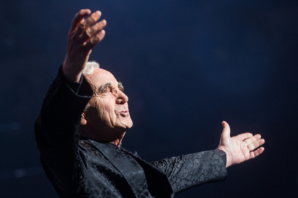 Artistul francez Charles Aznavour a murit la varsta de 94 de ani Artistul francez Charles Aznavour a murit la varsta de 94 de ani