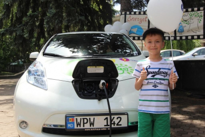Soferii care conduc masini electrice trebuie sa stie asta. Pe mai multe sosele din tara vor fi instalate statii de incarcare pentru astfel de automobile Soferii care conduc masini electrice trebuie sa stie asta. Pe mai multe sosele din tara vor fi instalate statii de incarcare pentru astfel de automobile
