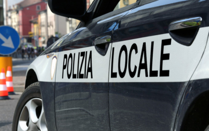 O romanca a fost batuta pana la lesin cu cheia franceza de o italianca. Motivul atacului O romanca a fost batuta pana la lesin cu cheia franceza de o italianca. Motivul atacului