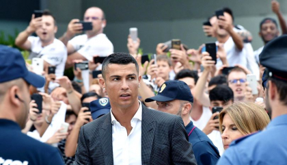 Prima reactie a lui Cristiano Ronaldo dupa ce politia a redeschis ancheta in cazul de viol: Astept in liniste toate rezultatele oricarei anchete Prima reactie a lui Cristiano Ronaldo dupa ce politia a redeschis ancheta in cazul de viol: Astept in liniste toate rezultatele oricarei anchete