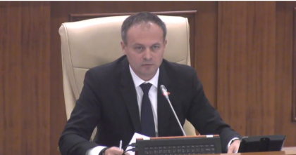 Audierea lui Gaburici, despre vanzarea Air Moldova, nu va avea loc. Candu: "Daca venea Gaburici cu informatii, urma sa vina si procurorul general in sala", Ghimpu: "Saptamana viitoare o sa zic eu ceva si chiar ar putea sa vina procurorul" Audierea lui Gaburici, despre vanzarea Air Moldova, nu va avea loc. Candu: "Daca venea Gaburici cu informatii, urma sa vina si procurorul general in sala", Ghimpu: "Saptamana viitoare o sa zic eu ceva si chiar ar putea sa vina procurorul"