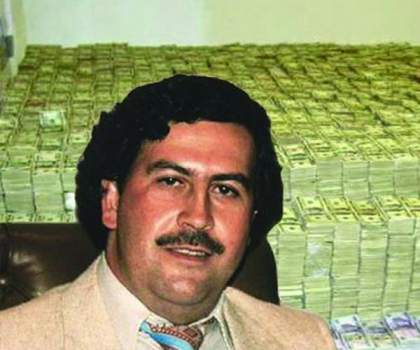 Fotografii unice din arhiva lui Pablo Escobar! Cum a fost surprins la Disneyland - FOTO Fotografii unice din arhiva lui Pablo Escobar! Cum a fost surprins la Disneyland - FOTO