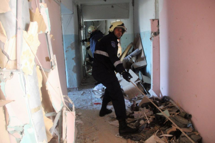 Femeia si copilul de 4 ani, care si-au pierdut viata in urma exploziei, sunt mama si fiu. Corpurile neinsufletite inca nu au fost scoase de sub daramaturi. Imagini din interiorul blocului - FOTO