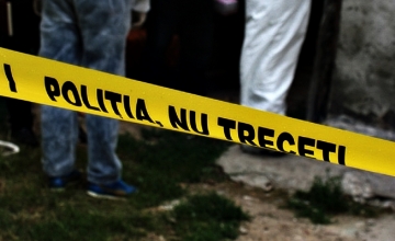 Un barbat de 36 de ani a fost gasit mort in curtea unui bloc de la Botanica