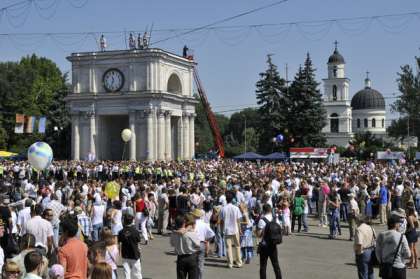 Atentie soferi! Strazile care trebuie sa le evitati de ziua orasului. Cum va circula transportul public Atentie soferi! Strazile care trebuie sa le evitati de ziua orasului. Cum va circula transportul public