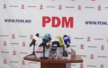 URMARESTE LIVE. Briefingul saptamanal al Partidului Democrat s-a amanat URMARESTE LIVE. Briefingul saptamanal al Partidului Democrat s-a amanat