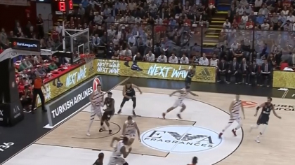 Victorie superba pentru Real Madrid, in Euroliga de baschet. Cea mai titrata echipa a competitiei a facut spectacol in deplasare, in meciul cu Olimpia Milano - VIDEO Victorie superba pentru Real Madrid, in Euroliga de baschet. Cea mai titrata echipa a competitiei a facut spectacol in deplasare, in meciul cu Olimpia Milano - VIDEO