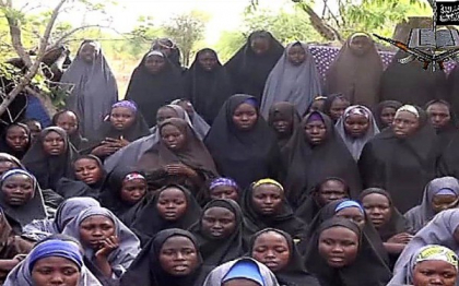 Infernul celor peste 200 de eleve rapite in Nigeria. Liderul gruparii anunta ca le-a convertit la islam