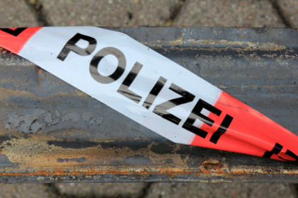 Un barbat a sunat la politie, dupa ce a confundat o papusa gonflabila cu un cadavru Un barbat a sunat la politie, dupa ce a confundat o papusa gonflabila cu un cadavru