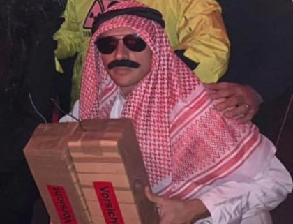 Un fotbalist s-a deghizat in arab care plaseaza bombe, de Halloween. Ce a urmat