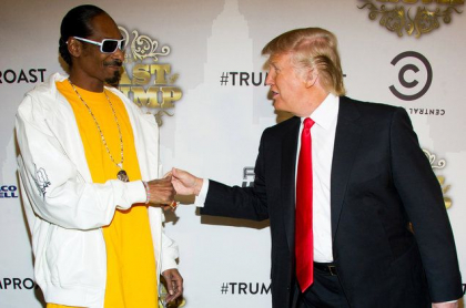 Snoop Dogg, noul erou al americanilor. L-a injurat pe Donald Trump in fata Casei Albe