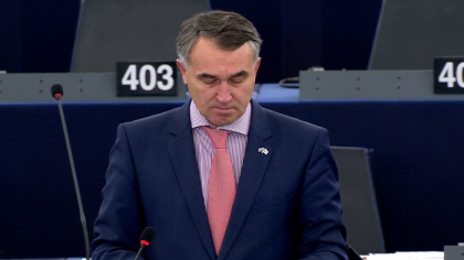 "Regret ca autoritatile moldovene aleg sa ignore avizul comun si recomandarile unor institutii europene consacrate printre care si comisia de la Venetia" a declarat Petras Austervicius la sedinta Parlamentului European "Regret ca autoritatile moldovene aleg sa ignore avizul comun si recomandarile unor institutii europene consacrate printre care si comisia de la Venetia" a declarat Petras Austervicius la sedinta Parlamentului European